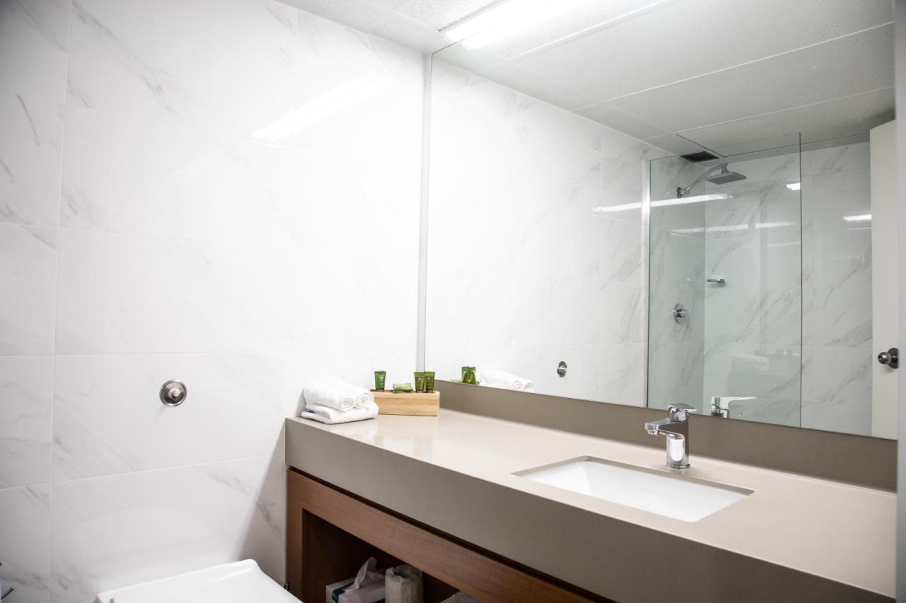 Madison Capital Executive Apartments Canberra Esterno foto