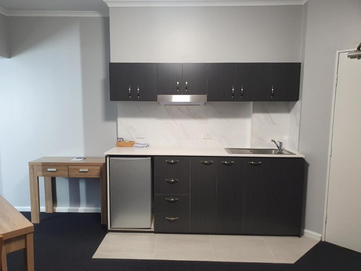 Madison Capital Executive Apartments Canberra Esterno foto